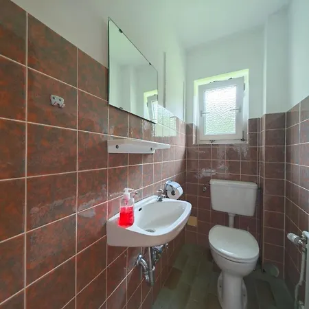 Apartment Neu Bruhn Nr 6 *